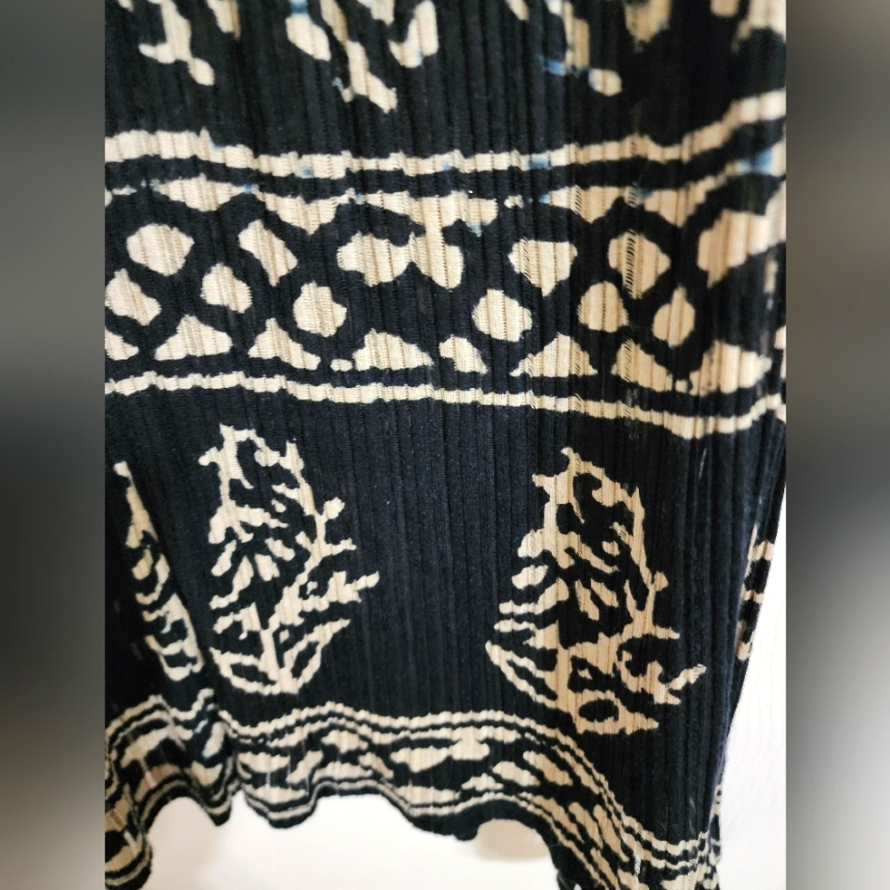 Lucky Brand Top size large - Picture 6 of 6
